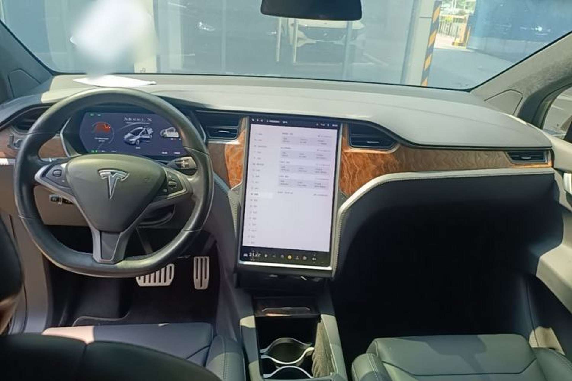 Used Tesla Model X 2019 Performance High-Performance Edition Center Console