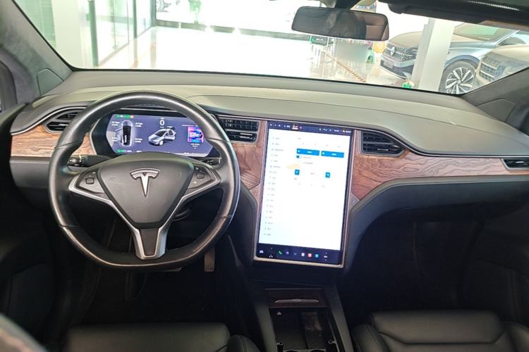 Used Tesla Model X 2019 Long-Range Version Center Console