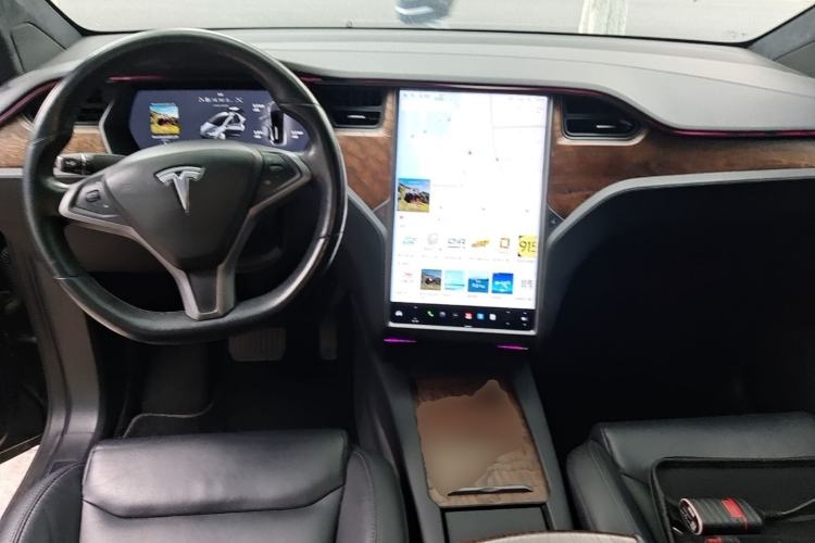 Used Tesla Model X 2019 Long-Range Version Center Console