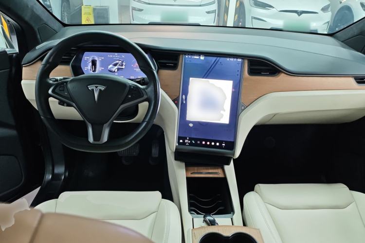Used Tesla Model X 2019 Long-Range Version Center Console