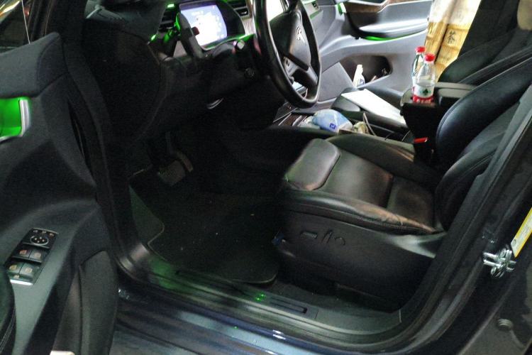 Used Tesla Model X 2019 Long-Range Version Driver Seat