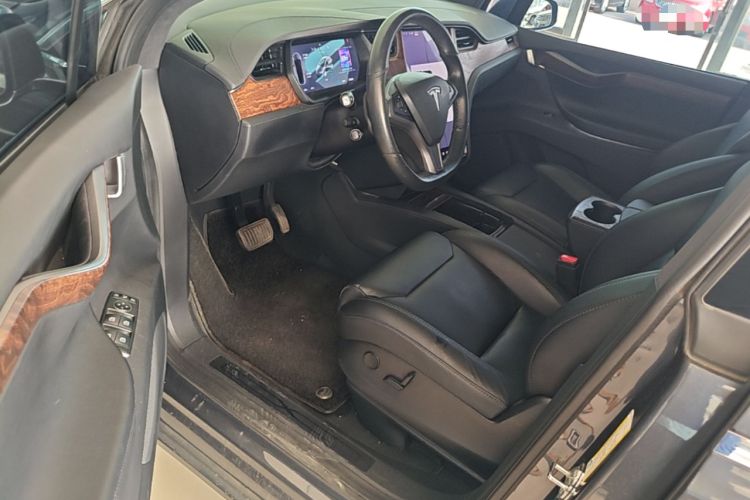 Used Tesla Model X 2019 Long-Range Version Driver Seat