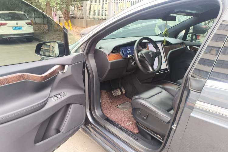 Used Tesla Model X 2019 Long-Range Version Driver Seat