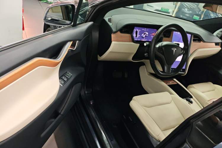 Used Tesla Model X 2019 Long-Range Version Driver Seat