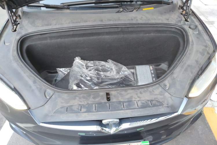 Used Tesla Model X 2019 Long-Range Version Engine Bay
