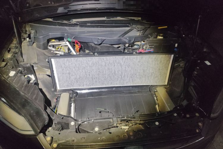 Used Tesla Model X 2019 Long-Range Version Engine Bay