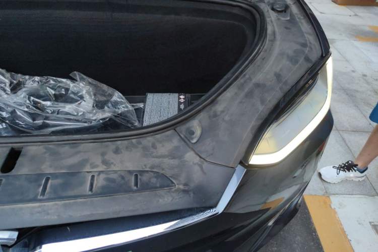 Used Tesla Model X 2019 Long-Range Version Engine Bay Left