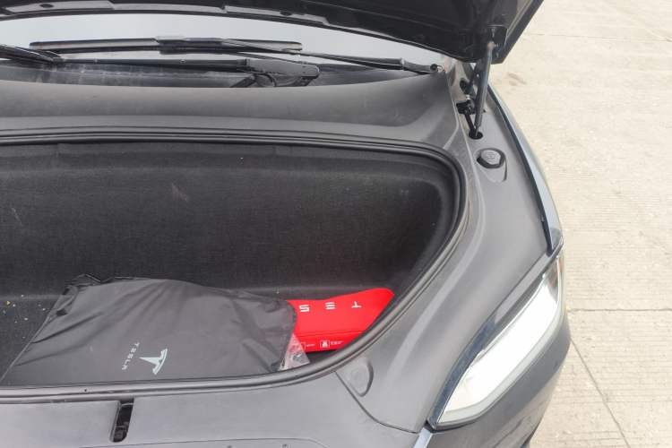 Used Tesla Model X 2019 Long-Range Version Engine Bay Left