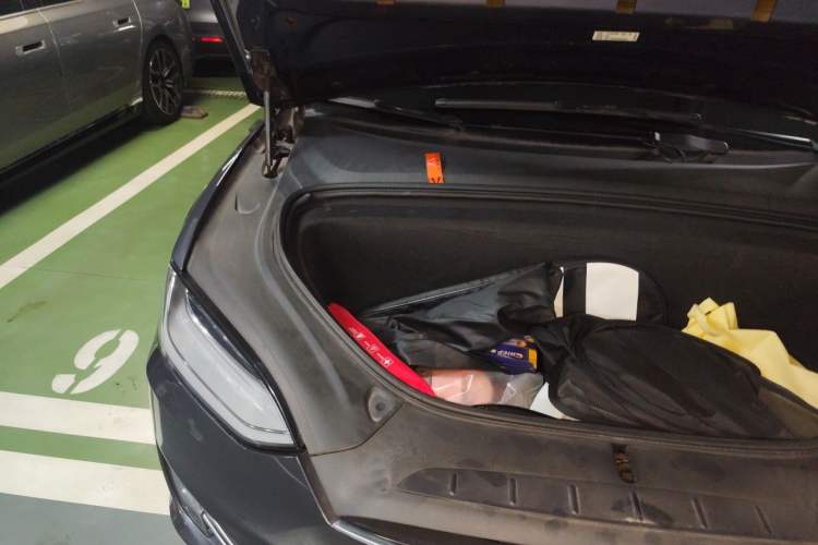 Used Tesla Model X 2019 Long-Range Version Engine Bay Right