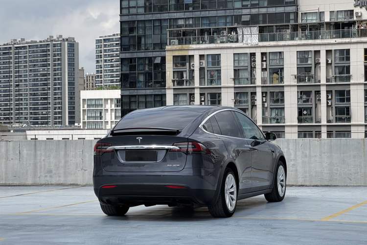 Used Tesla Model X 2019 Long-Range Version Exterior 10