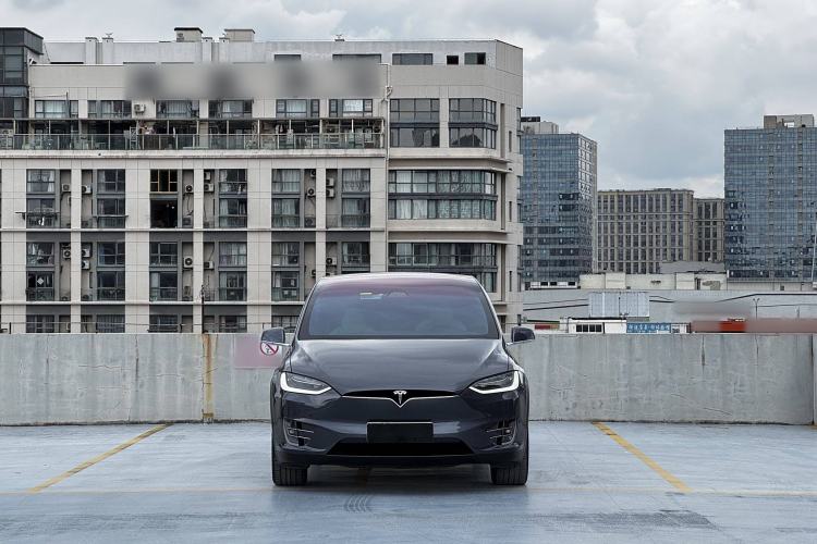 Used Tesla Model X 2019 Long-Range Version Exterior 3