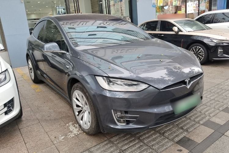 Used Tesla Model X 2019 Long-Range Version Front Right 45 Deg