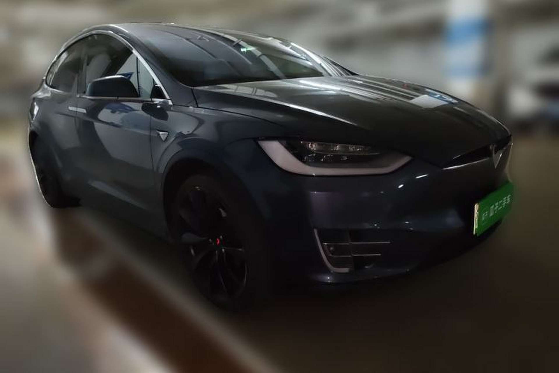 Used Tesla Model X 2019 Long-Range Version Front Right 45 Deg