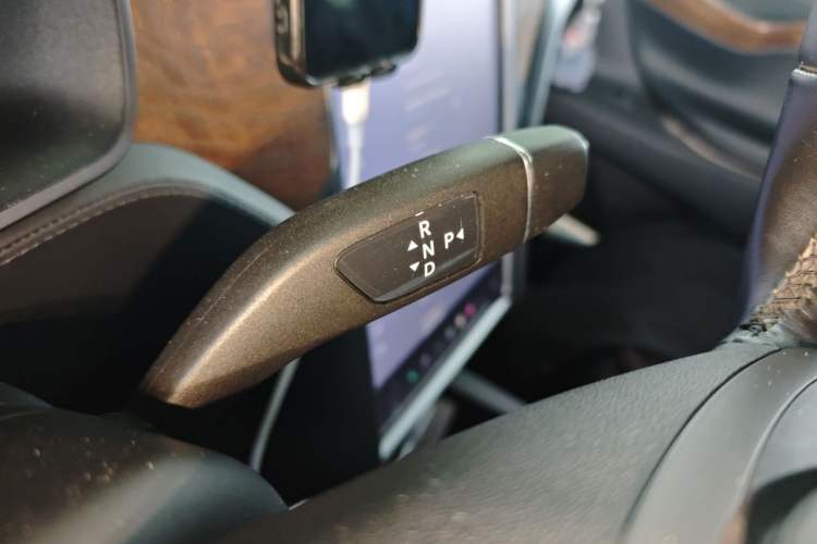Used Tesla Model X 2019 Standard Range Version Gear Lever