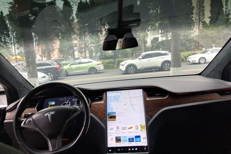 Used Tesla Model X 2019 Long-Range Version Headliner