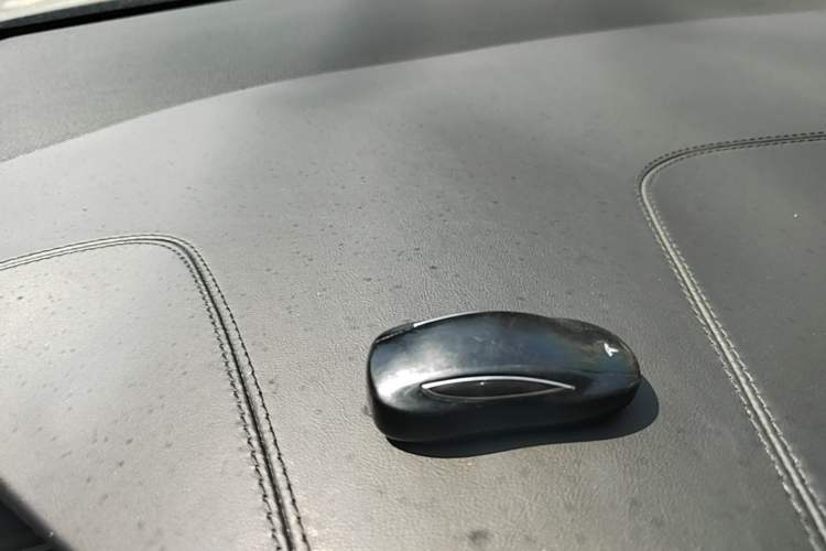Used Tesla Model X 2019 Long-Range Version Interior 1