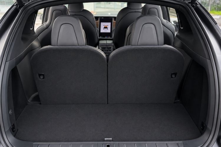 Used Tesla Model X 2019 Long-Range Version Interior 10