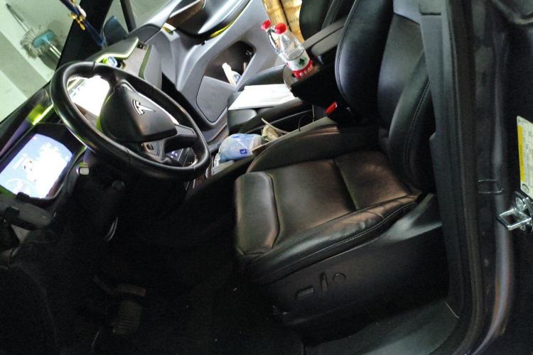 Used Tesla Model X 2019 Long-Range Version Left Front Seat