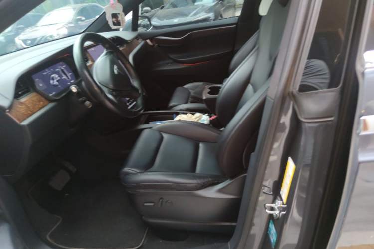 Used Tesla Model X 2019 Long-Range Version Left Front Seat