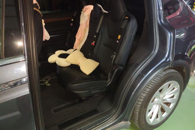 Used Tesla Model X 2019 Long-Range Version Left Rear Seat