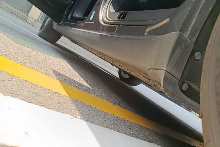 Used Tesla Model X 2019 Performance High-Performance Edition Left Side Sill