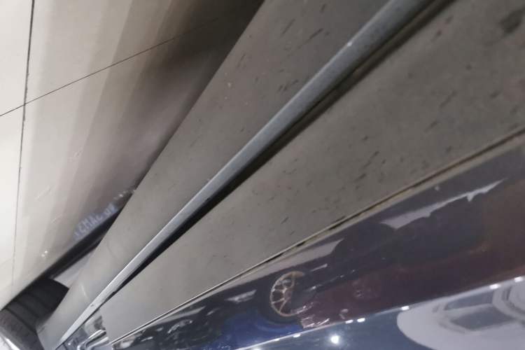 Used Tesla Model X 2019 Long-Range Version Left Side Sill