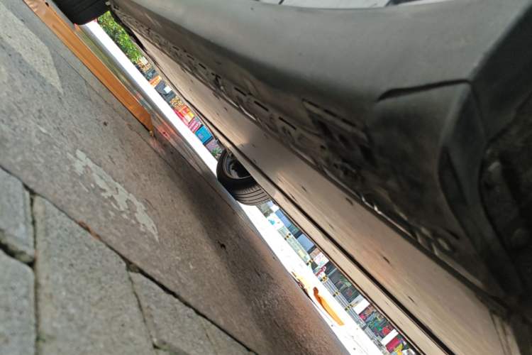 Used Tesla Model X 2019 Long-Range Version Left Side Sill