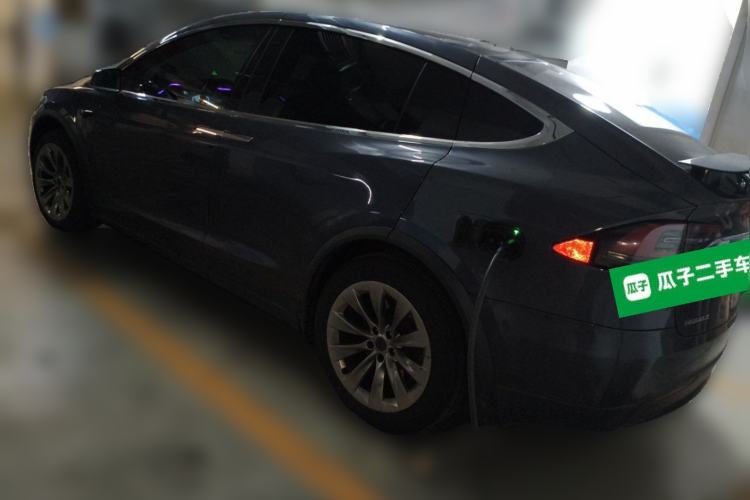 Used Tesla Model X 2019 Long-Range Version Rear Left 45 Deg