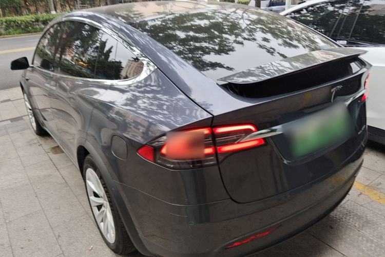 Used Tesla Model X 2019 Long-Range Version Rear Left 45 Deg