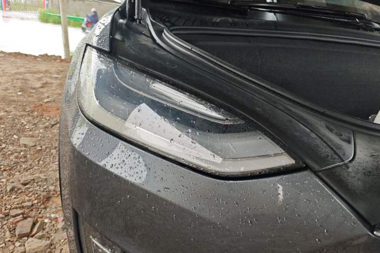 Used Tesla Model X 2019 Standard Range Version Right Front Headlight