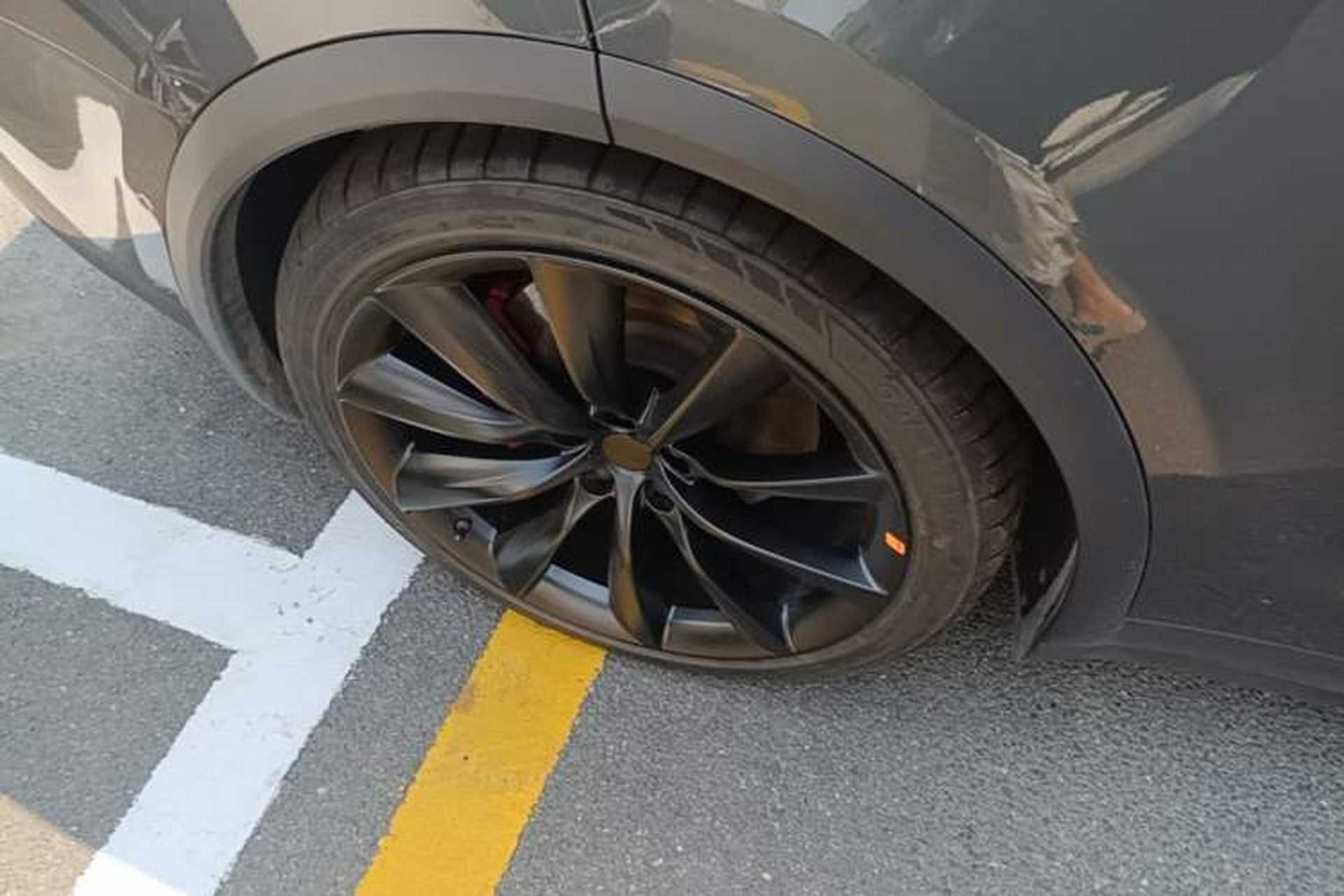Used Tesla Model X 2019 Performance High-Performance Edition Right Rear Wheel Hub