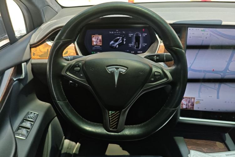 Used Tesla Model X 2019 Long-Range Version Steering Wheel