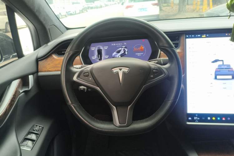 Used Tesla Model X 2019 Long-Range Version Steering Wheel