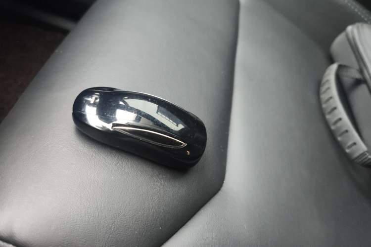 Used Tesla Model X 2019 Long-Range Version Vehicle Key