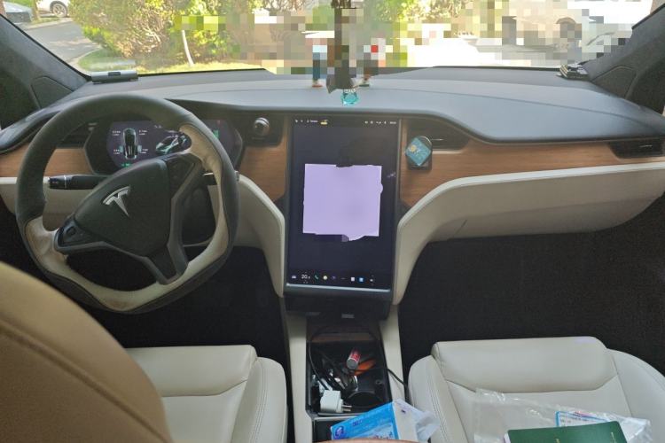 Used Tesla Model X 2019 Long-Range Version Center Console