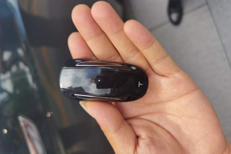 Used Tesla Model X 2019 Long-Range Version Vehicle Key