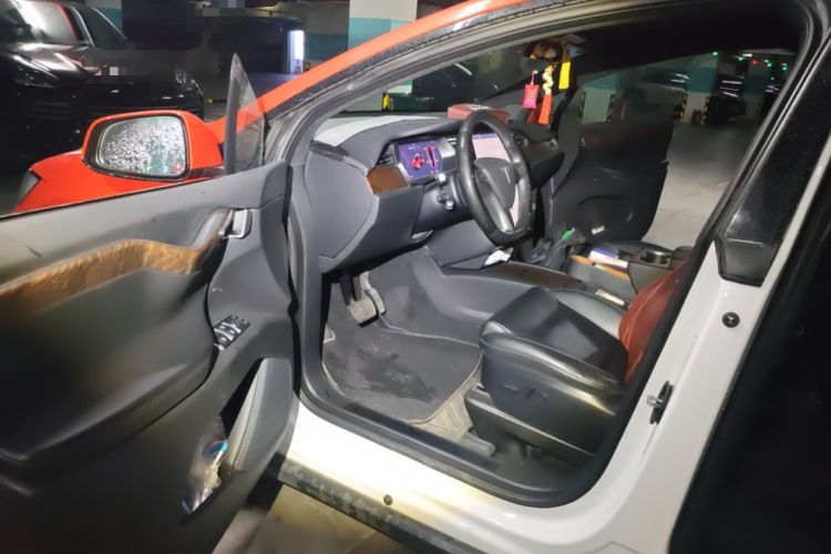 Used Tesla Model X 2019 Long-Range Version Driver Seat