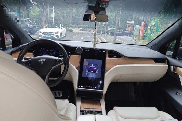 Used Tesla Model X 2019 Performance High-Performance Edition Center Console