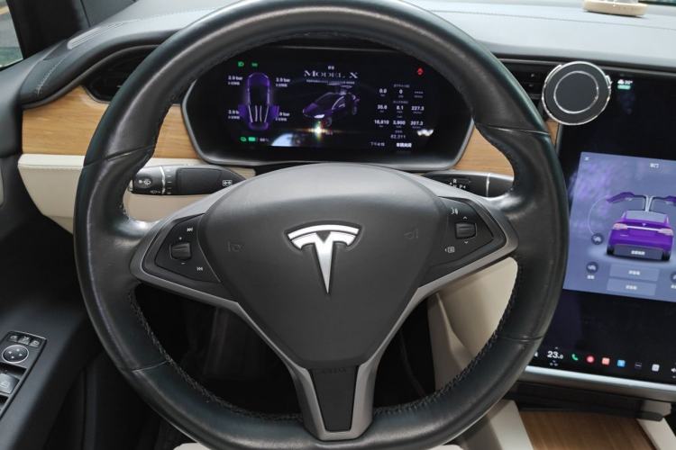 Used Tesla Model X 2019 Performance High-Performance Edition Steering Wheel