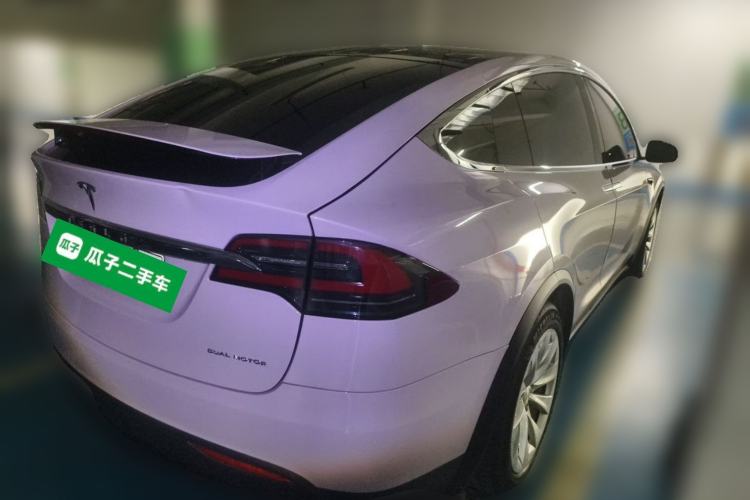 Used Tesla Model X 2019 Long-Range Version Rear Right 45 Deg