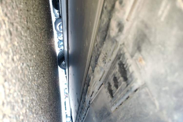 Used Tesla Model X 2019 Long-Range Version Chassis Rear Right