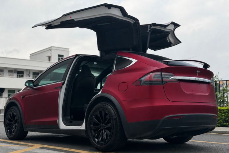Used Tesla Model X 2019 Long-Range Version Exterior 2