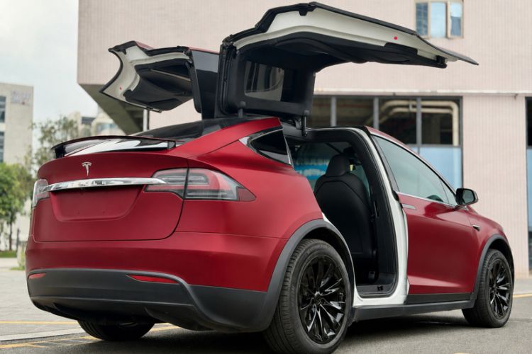 Used Tesla Model X 2019 Long-Range Version Exterior 3
