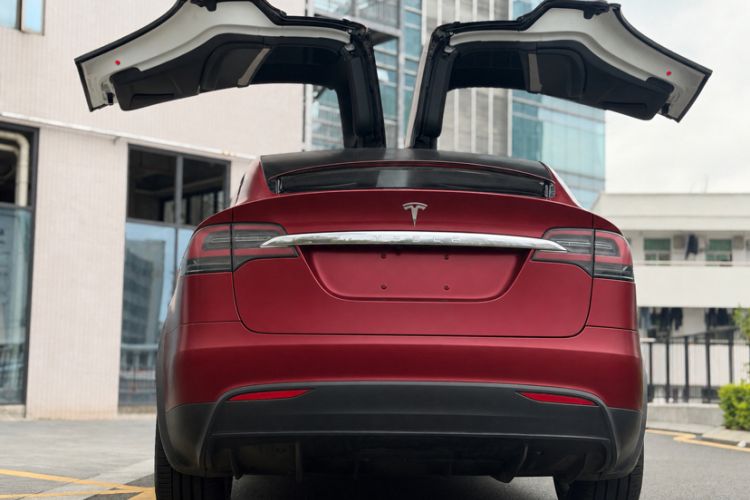 Used Tesla Model X 2019 Long-Range Version Exterior 6