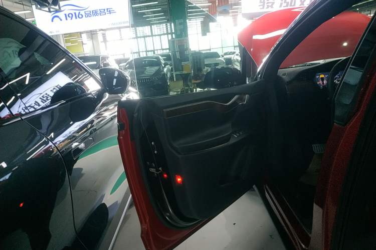 Used Tesla Model X 2019 Performance High-Performance Edition Left Front Door Interior
