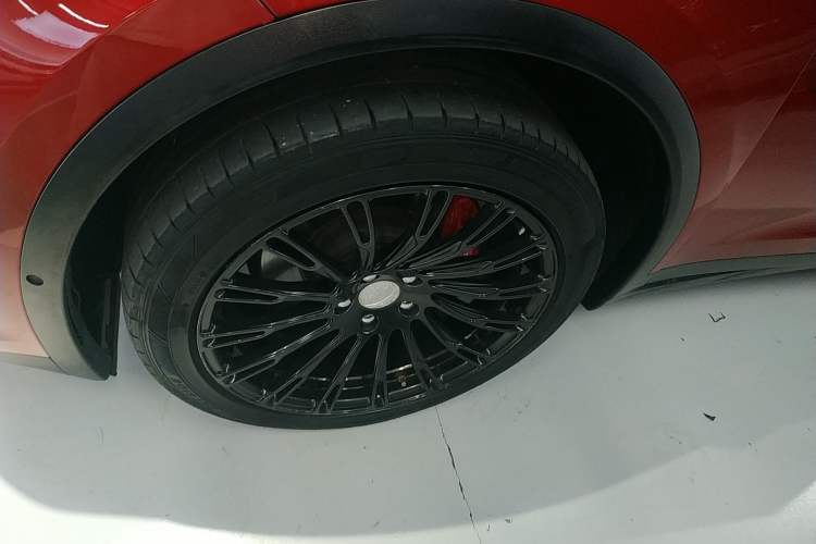 Used Tesla Model X 2019 Performance High-Performance Edition Left Front Wheel Hub