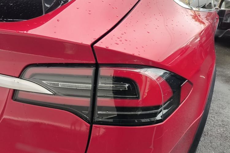 Used Tesla Model X 2019 Long-Range Version Right Rear Taillight