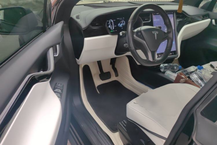 Used Tesla Model X 2019 Long-Range Version Driver Seat