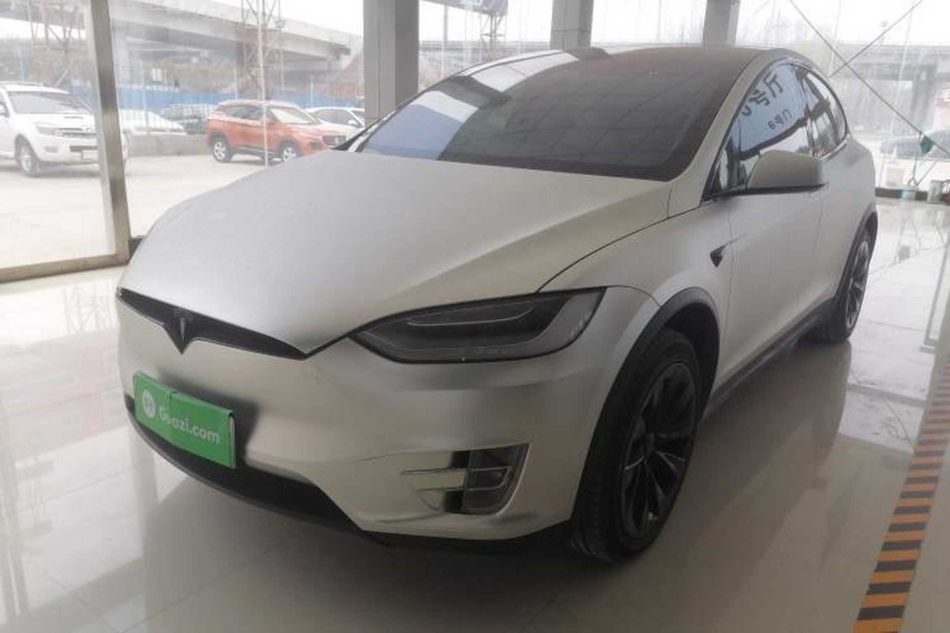 Used Tesla Model X 2019 Long-Range Version Front Left 45 Deg