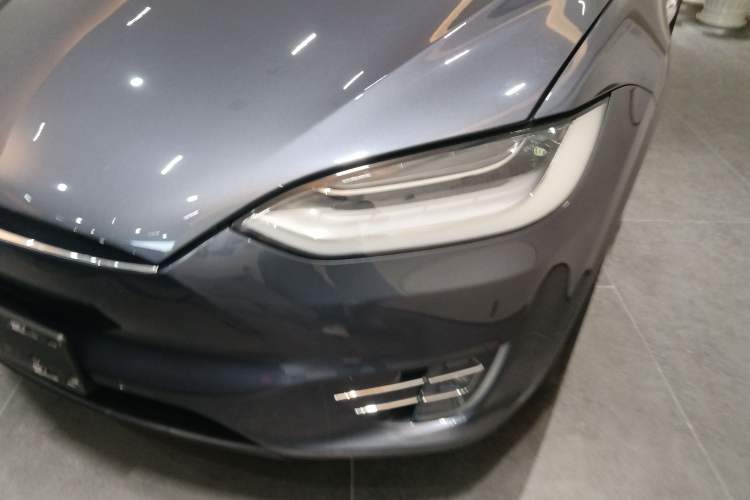 Used Tesla Model X 2019 Long-Range Version Left Front Headlight